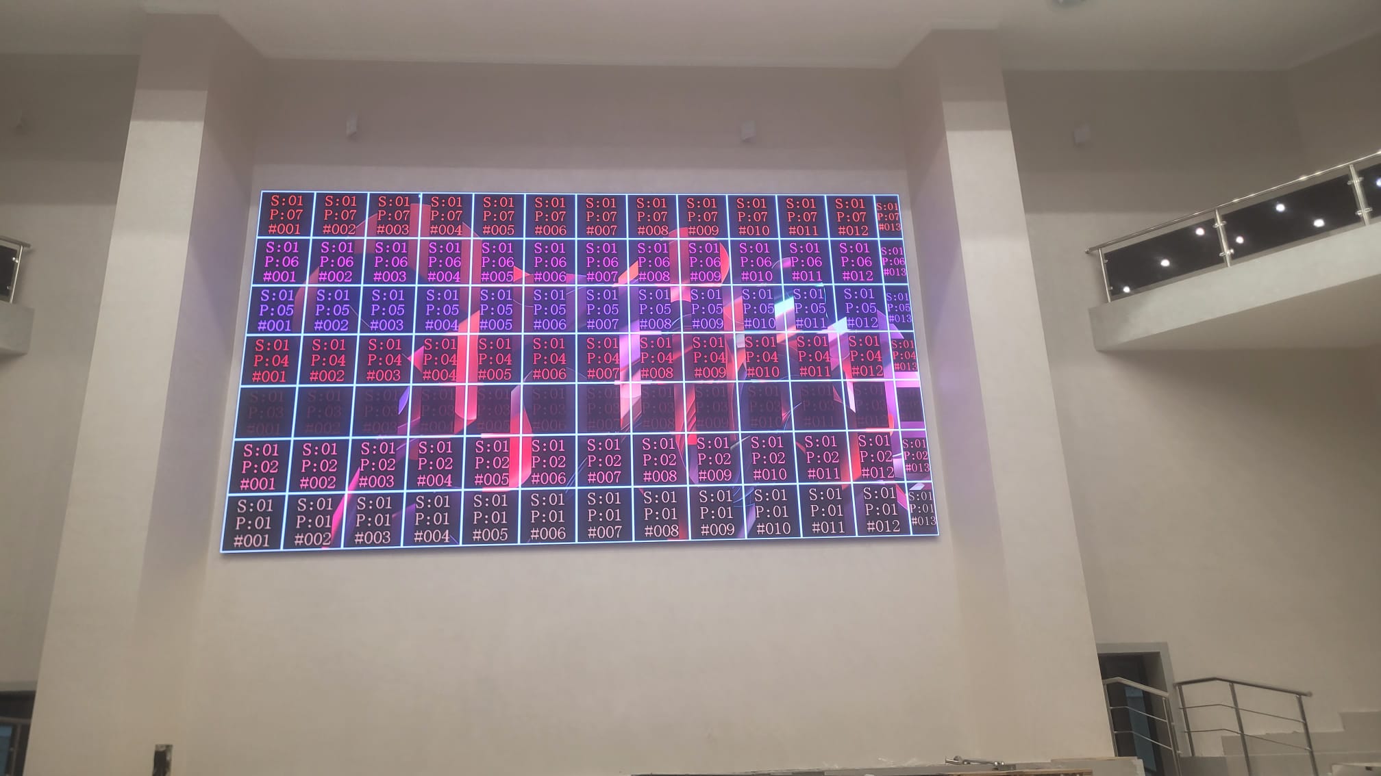 Прозрачный LED-экран